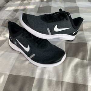 Nike Boys tennis shoes